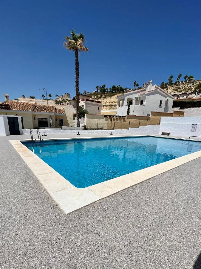 Tranquil Self Catering Golf Course Apartment Alicante Luaran gambar